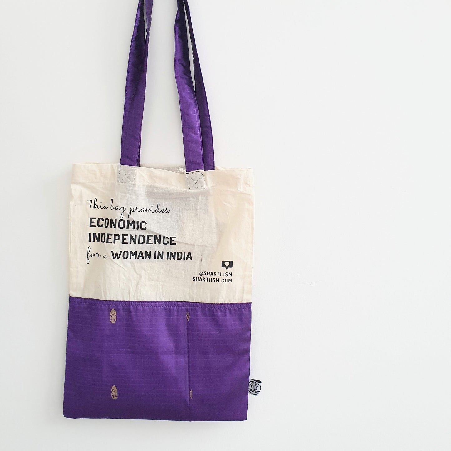 The Independence sari tote